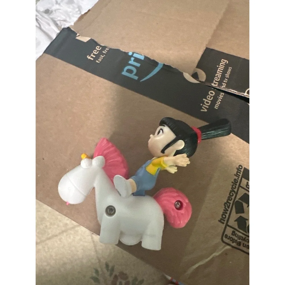 Despicable Me Agnes Riding Fluffy Unicorn Rolling Toy Figure Minions Movie